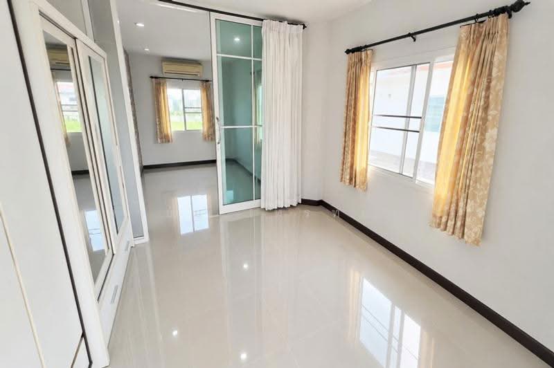 วิสต้าวิลล์ เฟสบี ลำลูกกา คลอง 3, Pathum Thani, ชลมาร์คพิจารณ์, Lat Sawai, Lam Luk Ka, Pathum Thani, 4 Bedrooms, 140 sqm, Single Detached House For Sale, by สง่าชัย ไทรทองคำ, 500549119 - DDproperty.com