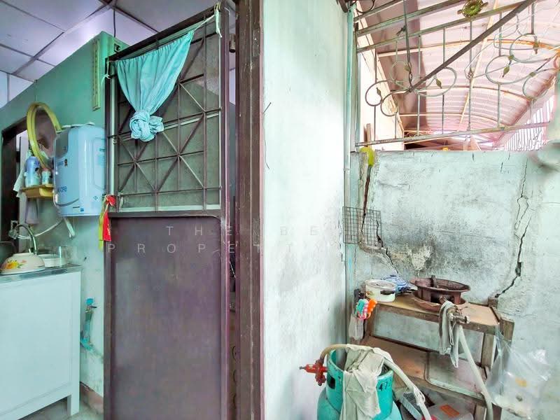 หมู่บ้านพรจิราเงิน ปทุมธานี, Pathum Thani, Khu Khot, Lam Luk Ka, Pathum Thani, 2 Bedrooms, 100 sqm, Townhouse For Sale, by The Best Property โบว์, 500549122 - DDproperty.com