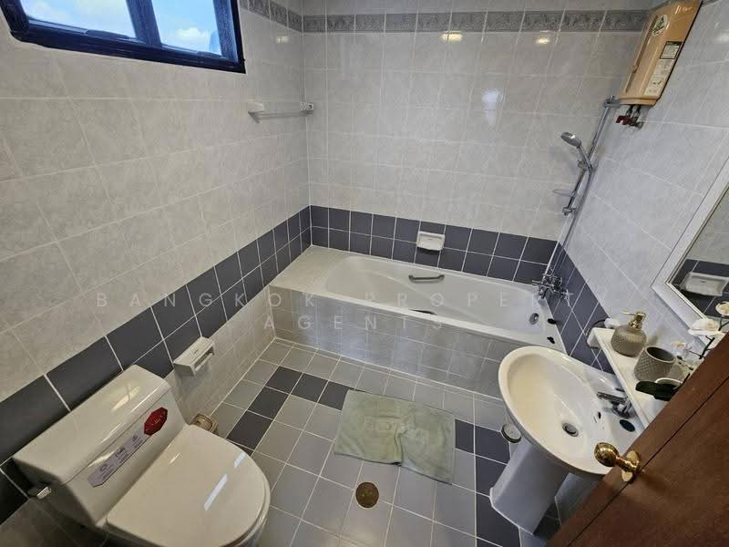 United Tower Thonglor, Bangkok, 333 Soi Thonglor 17, Khlong Tan Nua, Watthana, Bangkok, 2 Bedrooms, 114 sqm, Condo For Rent, by BANGKOK PROPERTY AGENTS, 500549137 - DDproperty.com