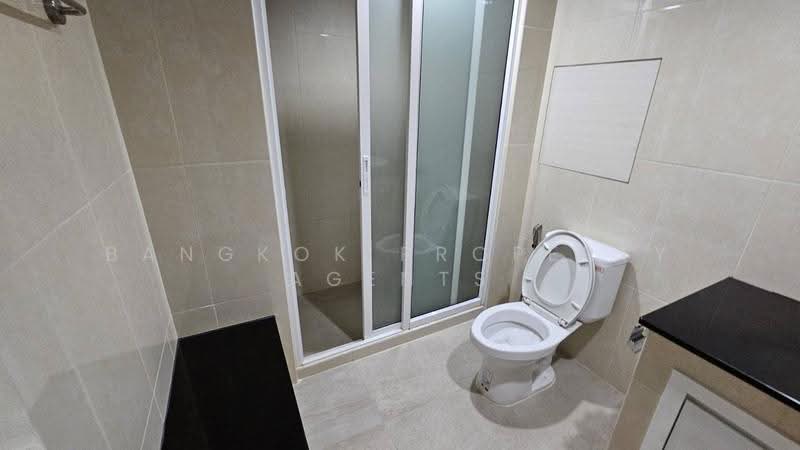 Rishi Court, Bangkok, 47 Soi Sukhumvit 15, Khlongtoei Nua, Watthana, Bangkok, 3 Bedrooms, 294 sqm, Condo For Rent, by BANGKOK PROPERTY AGENTS, 500549143 - DDproperty.com