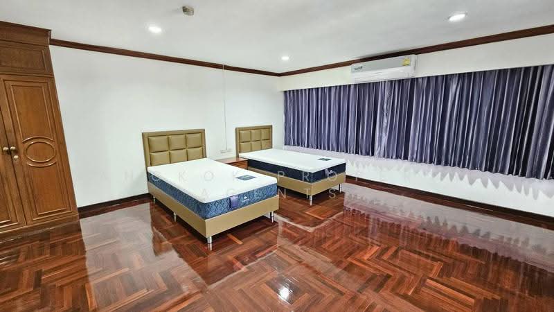 Rishi Court, Bangkok, 47 Soi Sukhumvit 15, Khlongtoei Nua, Watthana, Bangkok, 3 Bedrooms, 294 sqm, Condo For Rent, by BANGKOK PROPERTY AGENTS, 500549143 - DDproperty.com