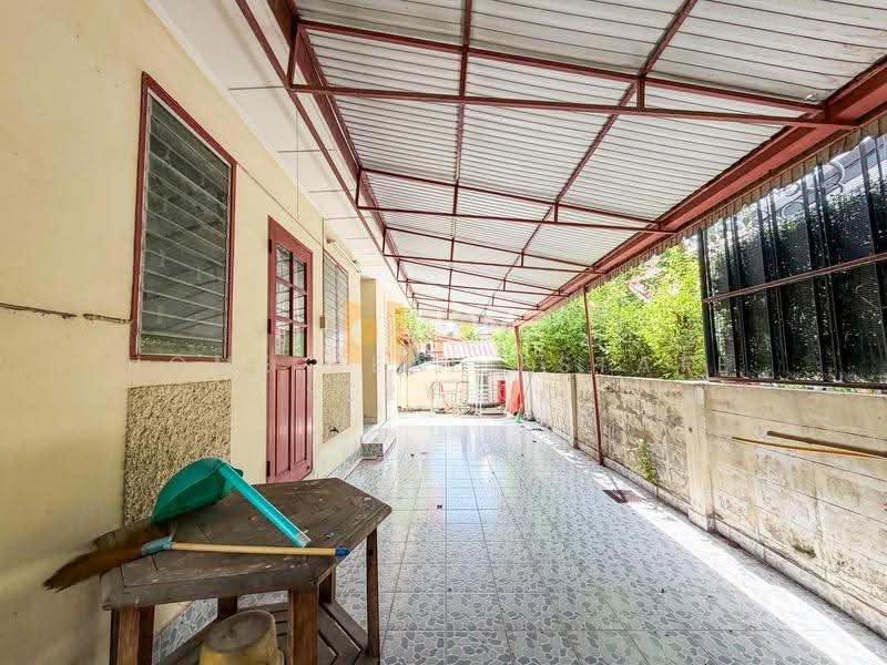 Chaiyapruek Bangwaek, Bangkok, Bang Waek Road, Bang Phai, Bang Khae, Bangkok, 4 Bedrooms, 200 sqm, Single Detached House For Sale, by HOME Real Estate Service, 500549144 - DDproperty.com