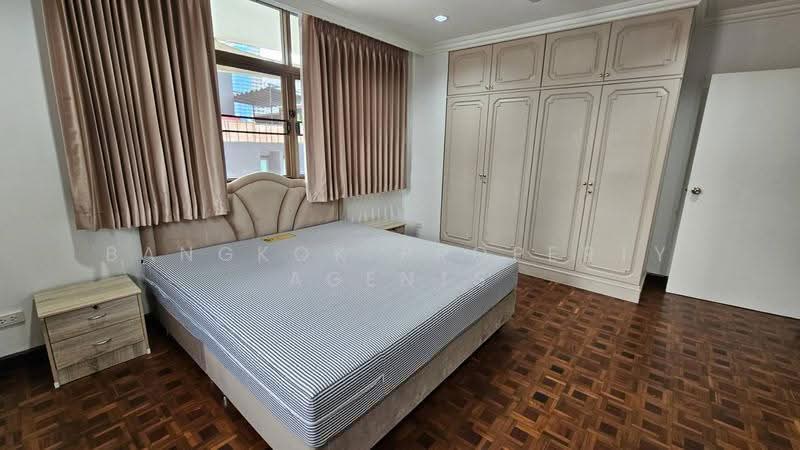 Rishi Court, Bangkok, 47 Soi Sukhumvit 15, Khlongtoei Nua, Watthana, Bangkok, 3 Bedrooms, 200 sqm, Condo For Rent, by BANGKOK PROPERTY AGENTS, 500549149 - DDproperty.com