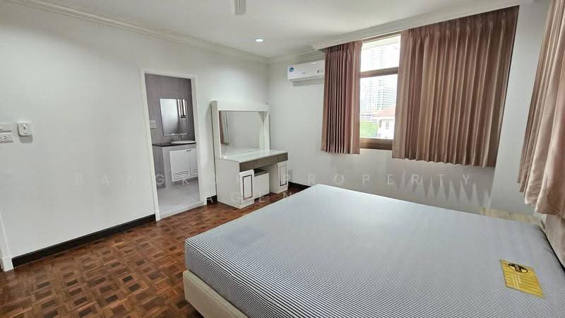 Rishi Court, Bangkok, 47 Soi Sukhumvit 15, Khlongtoei Nua, Watthana, Bangkok, 3 Bedrooms, 200 sqm, Condo For Rent, by BANGKOK PROPERTY AGENTS, 500549149 - DDproperty.com