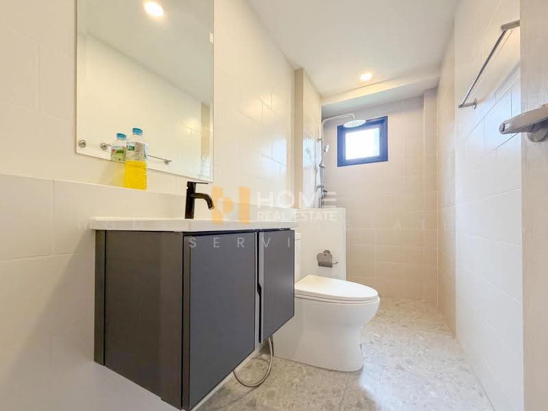 Centro Ratchapruek-Suan Phak, Nonthaburi, Bangkruai Jongtanom, Bang Kruai, Nonthaburi, 4 Bedrooms, 200 sqm, Single Detached House For Sale, by HOME Real Estate Service, 500549151 - DDproperty.com