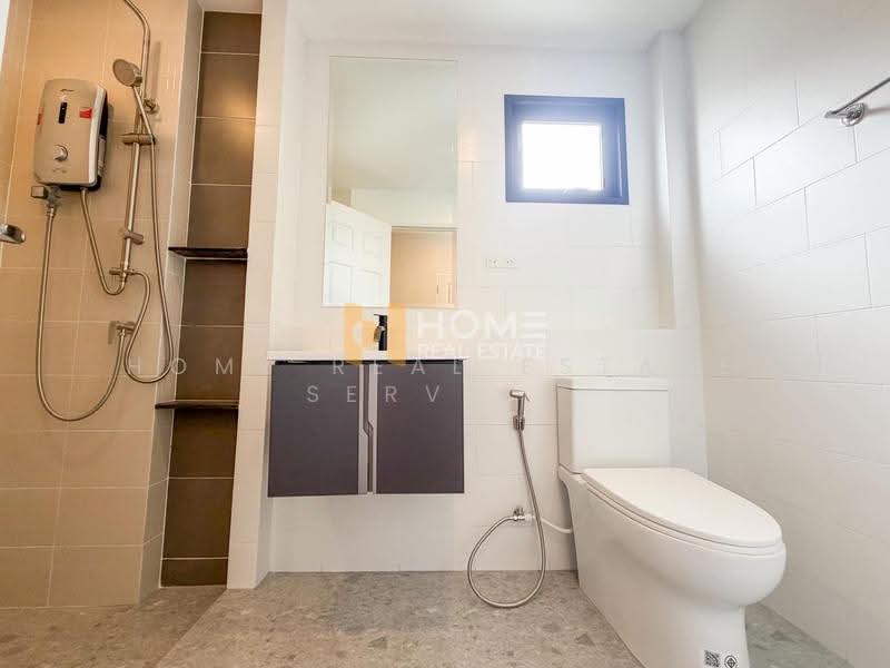 Centro Ratchapruek-Suan Phak, Nonthaburi, Bangkruai Jongtanom, Bang Kruai, Nonthaburi, 4 Bedrooms, 200 sqm, Single Detached House For Sale, by HOME Real Estate Service, 500549151 - DDproperty.com