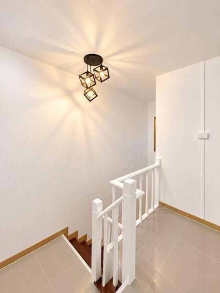 Pruksa 10, Nonthaburi, Bang Kruai - Sai Noi Road, Sai Noi, Nonthaburi, 3 Bedrooms, 100 sqm, Semi-Detached House (Twin House) For Sale, by ชลธิชา ปรางค์ประทานพร, 500549154 - DDproperty.com