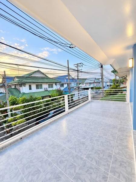 Pruksa 10, Nonthaburi, Bang Kruai - Sai Noi Road, Sai Noi, Nonthaburi, 3 Bedrooms, 100 sqm, Semi-Detached House (Twin House) For Sale, by ชลธิชา ปรางค์ประทานพร, 500549154 - DDproperty.com