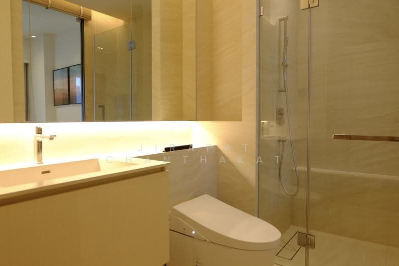 The Strand Thonglor, Bangkok, 36 Soi Sukhumvit 55, Khlong Tan Nua, Watthana, Bangkok, 1 Bedroom, 54 sqm, Condo For Rent, by Jirapat Chanthakat, 500549198 - DDproperty.com