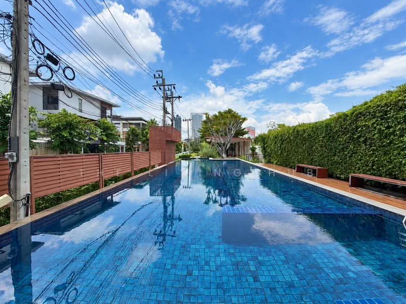 Pattra Mo Town, Nonthaburi, Chaeng Watthana Road, Soi 19, Bang Phut, Pak Kret, Nonthaburi, 3 Bedrooms, 230 sqm, Townhouse For Sale, by THE LIVING HUB, 500549199 - DDproperty.com