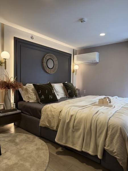 SOHO Bangkok Ratchada, Bangkok, 74 Pracha Rat Bamphen Rd, Huai Khwang, Bangkok, 2 Bedrooms, 48 sqm, Condo For Rent, by Jirapat Chanthakat, 500549210 - DDproperty.com