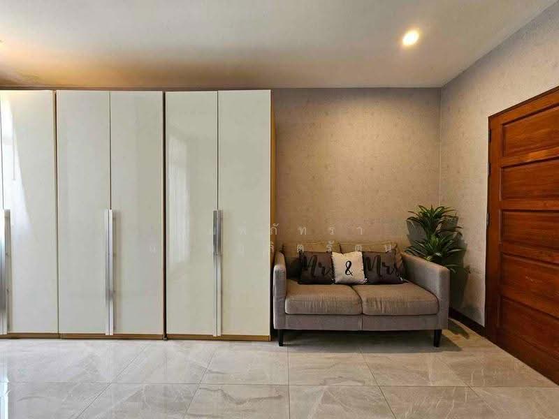 Baan Klang Krung Resort (Ratchada 7), Bangkok, 7 Ratchadaphisek Road, Din Daeng, Bangkok, 2 Bedrooms, 100 sqm, Condo For Rent, by พิมพ์ภัทรา แจ่มอุลิตรัตน, 500549239 - DDproperty.com