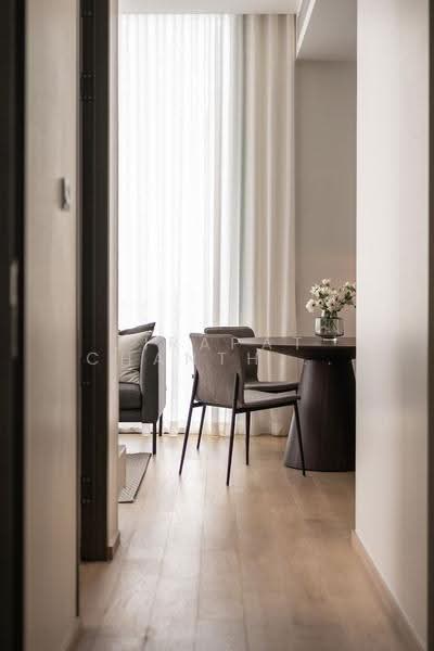 28 Chidlom, Bangkok, 28 Chit Lom Alley, Lumphini, Pathum Wan, Bangkok, 2 Bedrooms, 74 sqm, Condo For Rent, by Jirapat Chanthakat, 500549242 - DDproperty.com