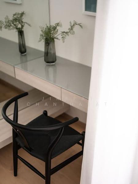 28 Chidlom, Bangkok, 28 Chit Lom Alley, Lumphini, Pathum Wan, Bangkok, 2 Bedrooms, 74 sqm, Condo For Rent, by Jirapat Chanthakat, 500549242 - DDproperty.com