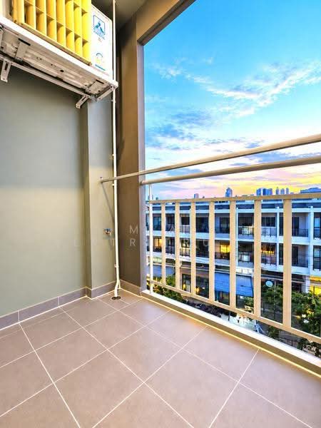 Lumpini Ville Ratchaphruek-Bangwaek, Bangkok, Soi Bang Waek 76, Bang Waek Road, Bang Waek, Phasi Charoen, Bangkok, 1 Bedroom, 26 sqm, Condo For Sale, by Pimlada Lertritrungmanee, 500549245 - DDproperty.com