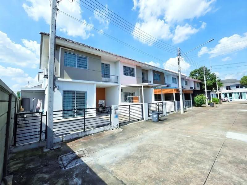 Baan Pruksa 113 Bangkok-Pathum Thani : บ้านพฤกษา 113 กรุงเทพฯ-ปทุมธานี, ปทุมธานี, ซอยสวนผัก, บางเดื่อ, เมืองปทุมธานี, ปทุมธานี, 82 ตร.ม., ทาวน์เฮ้าส์ ขาย, โดย The Best Property จอย, 500549248 - DDproperty.com