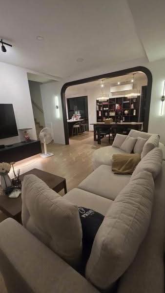 Engel Haus, Chon Buri (Pattaya), Rong Po-Motorway 7, Nong Pla Lai, Bang Lamung (Pattaya), Chon Buri (Pattaya), 4 Bedrooms, 181 sqm, Single Detached House For Rent, by ภัครวรรณ์ วุฒิศรินพัฒน์, 500549255 - DDproperty.com