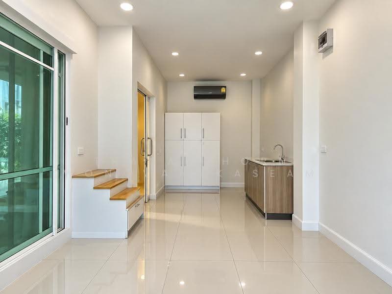 Manthana Rama 9-Srinakarin, Bangkok, 50 Krungthep Kreetha Road, Hua Mak, Bang Kapi, Bangkok, 4 Bedrooms, 180 sqm, Single Detached House For Sale, by Thananthorn Wongvarnkaseam, 500549265 - DDproperty.com