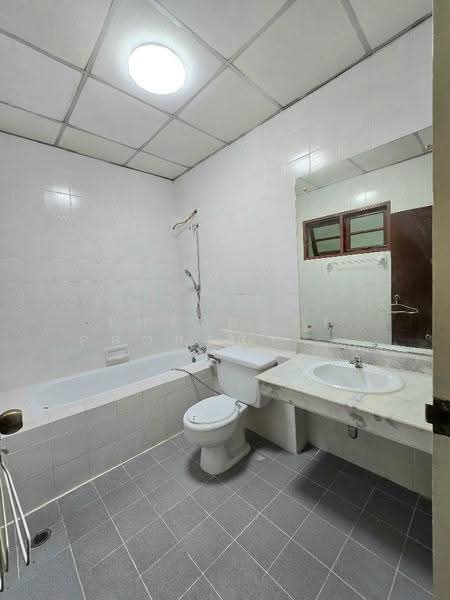 ปาริชาติ ปทุมธานี, Pathum Thani, Bang Khu Wat, Muang Pathum Thani, Pathum Thani, 2 Bedrooms, 100 sqm, Townhouse For Sale, by The Best Property ตั้งโอ๋, 500549275 - DDproperty.com