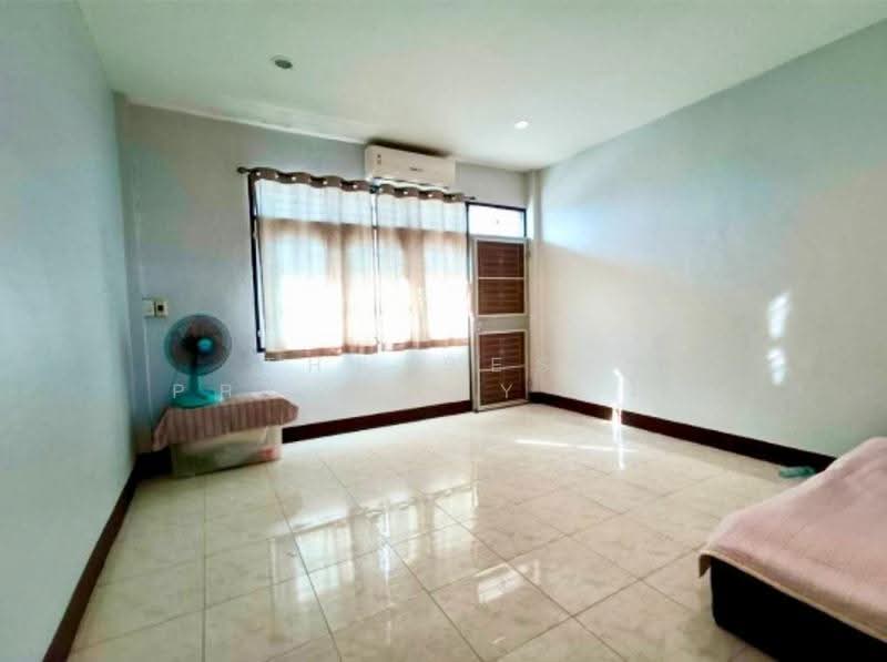 ทาวน์เฮ้าส์วัดเพลง ราชบุรี, Ratchaburi, Wat Phleng, Ratchaburi, 1 Bedroom, 150 sqm, Townhouse For Sale, by The Best Property  โอ๋, 500549278 - DDproperty.com