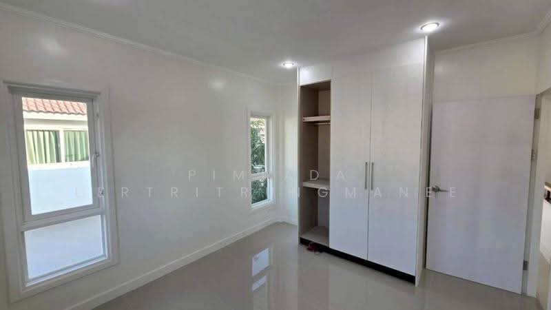 Supalai Ville Bangna-Wongwaen, Samut Prakan, Soi 01 Kanchanaphisek 39, Kanchanaphisek parallel Road, Rachathewa, Bang Plee, Samut Prakan, 4 Bedrooms, 260 sqm, Single Detached House For Sale, by Pimlada Lertritrungmanee, 500549281 - DDproperty.com