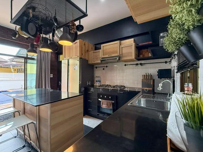 ขายด่วน บ้านเดี่ยวบางเสร่ ฝั่งทะเล บ้านในโครงการ, ชลบุรี, เทศบาล 5, บางเสร่, สัตหีบ, ชลบุรี, 180 ตร.ม., บ้านเดี่ยว ขาย, โดย Naphaphat Nitipakpinyo, 500549317 - DDproperty.com