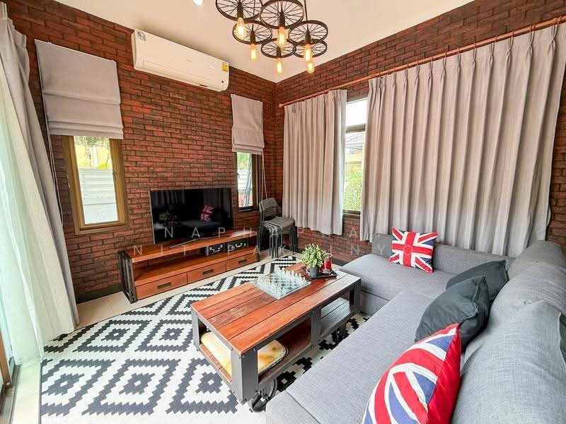 Urgent Sale! Detached House in Bang Saray Beachside, Chon Buri (Pattaya), เทศบาล 5, Bang Sa-re, Sattahip, Chon Buri (Pattaya), 3 Bedrooms, 180 sqm, Single Detached House For Sale, by Naphaphat Nitipakpinyo, 500549317 - DDproperty.com