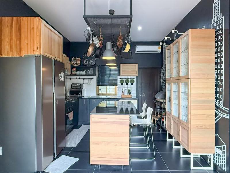 Urgent Sale! Detached House in Bang Saray Beachside, Chon Buri (Pattaya), เทศบาล 5, Bang Sa-re, Sattahip, Chon Buri (Pattaya), 3 Bedrooms, 180 sqm, Single Detached House For Sale, by Naphaphat Nitipakpinyo, 500549317 - DDproperty.com