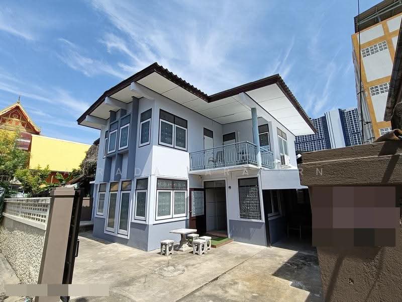 2-storey detached house, Soi Pracharat Sai 1, Soi 10, Bangkok, Bang Sue, Bangkok, 4 Bedrooms, 250 sqm, Single Detached House For Rent, by Airada Parasarn, 500549344 - DDproperty.com