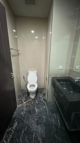 The Edge Sukhumvit 23, Bangkok, 6 Soi Sukhumvit 23, Khlongtoei Nua, Watthana, Bangkok, 1 Bedroom, 33 sqm, Condo For Rent, by Agentbkk, 500549346 - DDproperty.com