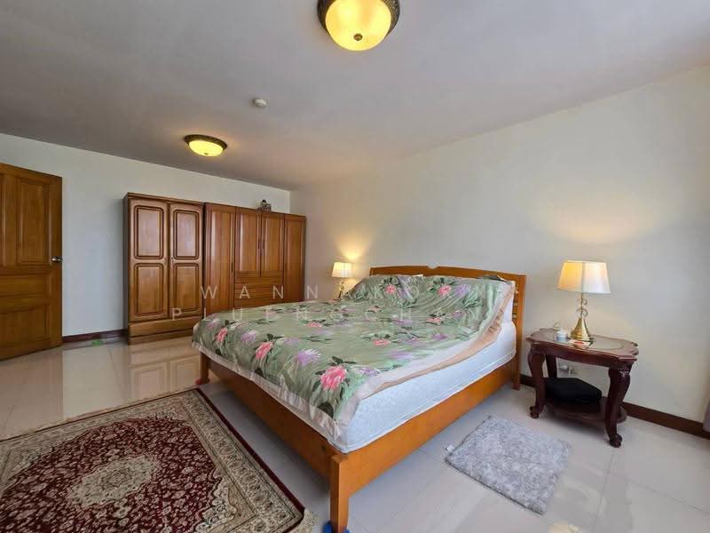 Newton Tower, Bangkok, Soi Sukhumvit 6, Khlong Toei, Bangkok, 3 Bedrooms, 189 sqm, Condo For Sale, by Wannakorn Pluengchana, 500549355 - DDproperty.com