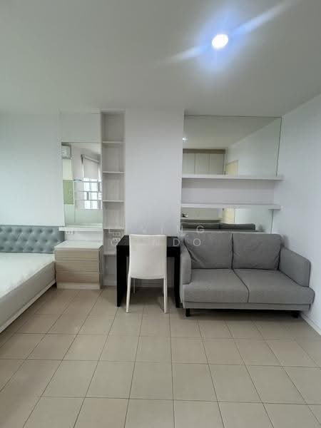Lumpini Condo Town Ramintra-Navamin, Bangkok, Soi Ramindhra 78, Nawamin Road - Ramintra Road, Ram Inthra, Khan Na Yao, Bangkok, Studio, 22 sqm, Condo For Rent, by Living Condo, 500549368 - DDproperty.com