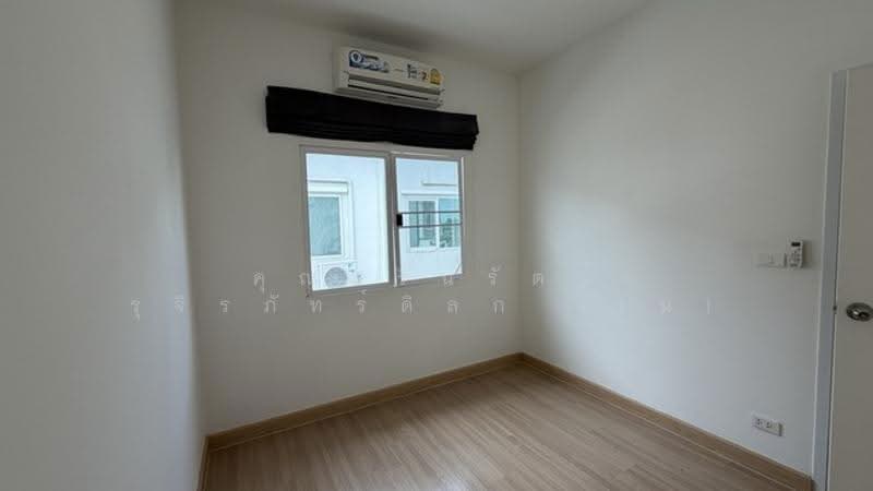 Q District Gusto Kingkaew-Suvarnabhumi, Samut Prakan, Soi Kingkaew 37/5, Kingkaew Road, Rachathewa, Bang Plee, Samut Prakan, 3 Bedrooms, 109 sqm, Townhouse For Sale, by คุณสรินรัตน์ รุจิรภัทร์ดิลก (เม), 500549372 - DDproperty.com