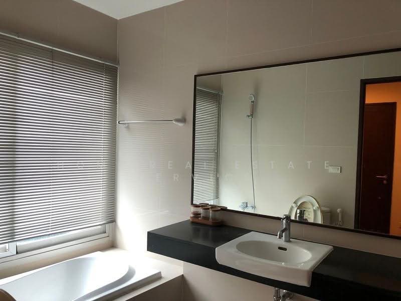 Noble Ora, Bangkok, Soi Sukhumvit 55, Sukhumvit Road, Khlong Tan Nua, Watthana, Bangkok, 2 Bedrooms, 155 sqm, Condo For Sale, by HOME Real Estate Service, 500549386 - DDproperty.com