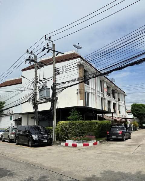 Baan Klang Muang S-Sense Rama 9-Ladprao, Bangkok, Soi Ladprao 84, Ladprao Road, Wang Thonglang, Bangkok, 3 Bedrooms, 180 sqm, Townhouse For Rent, by ดวงจงกล ชุมสวัสดิ์ (ออ), 500549391 - DDproperty.com