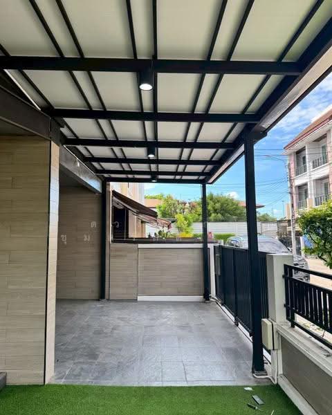 Baan Klang Muang S-Sense Rama 9-Ladprao : บ้านกลางเมือง เอสเซ้นส์ พระราม 9-ลาดพร้าว, กรุงเทพ, ซอยลาดพร้าว 84 ถนนลาดพร้าว, วังทองหลาง, กรุงเทพ, 180 ตร.ม., Townhouse ให้เช่า, โดย ดวงจงกล ชุมสวัสดิ์ (ออ), 500549391 - DDproperty.com