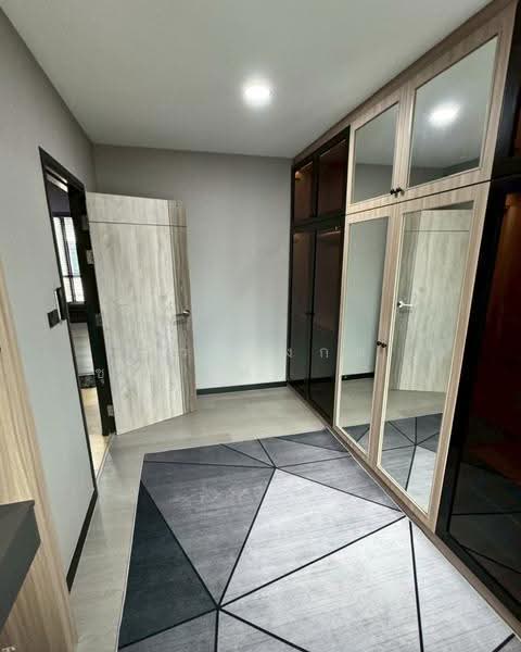 Baan Klang Muang S-Sense Rama 9-Ladprao, Bangkok, Soi Ladprao 84, Ladprao Road, Wang Thonglang, Bangkok, 3 Bedrooms, 180 sqm, Townhouse For Rent, by ดวงจงกล ชุมสวัสดิ์ (ออ), 500549391 - DDproperty.com