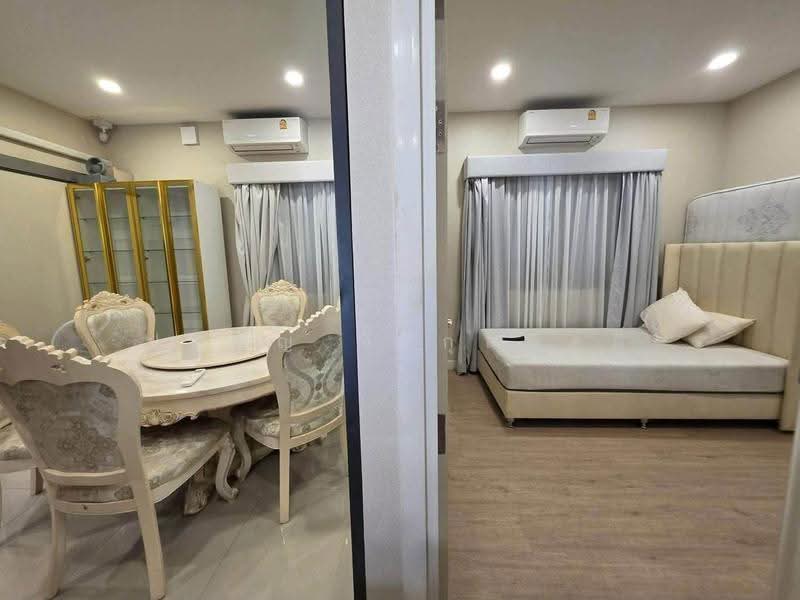 Perfect Place Sukhumvit 77-Suvarnabhumi, Samut Prakan, Lat Krabang Road, Rachathewa, Bang Plee, Samut Prakan, 4 Bedrooms, 250 sqm, Single Detached House For Rent, by ปริญญ์ จิรกุลกิตติ์, 500549403 - DDproperty.com