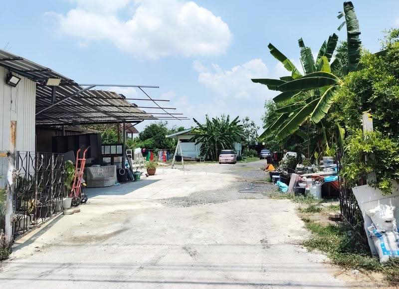 บ้านเดี่ยวพร้อมที่ดินบางกรวย นนทบุรี, Nonthaburi, Bang Khun Kong, Bang Kruai, Nonthaburi, 1 Bedroom, 100 sqm, Single Detached House For Sale, by The Best Property โบว์ , 500549413 - DDproperty.com