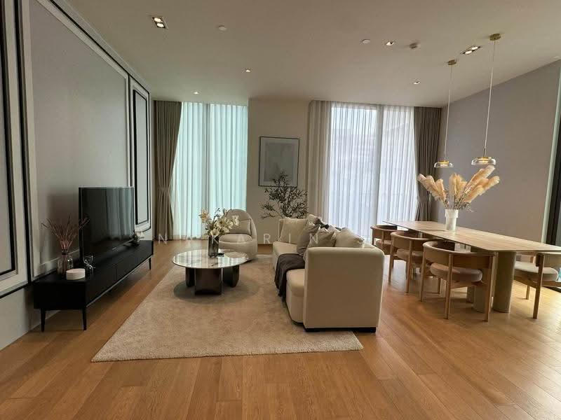 28 Chidlom, Bangkok, 28 Chit Lom Alley, Lumphini, Pathum Wan, Bangkok, 2 Bedrooms, 90 sqm, Condo For Rent, by Nakarin S., 500549435 - DDproperty.com
