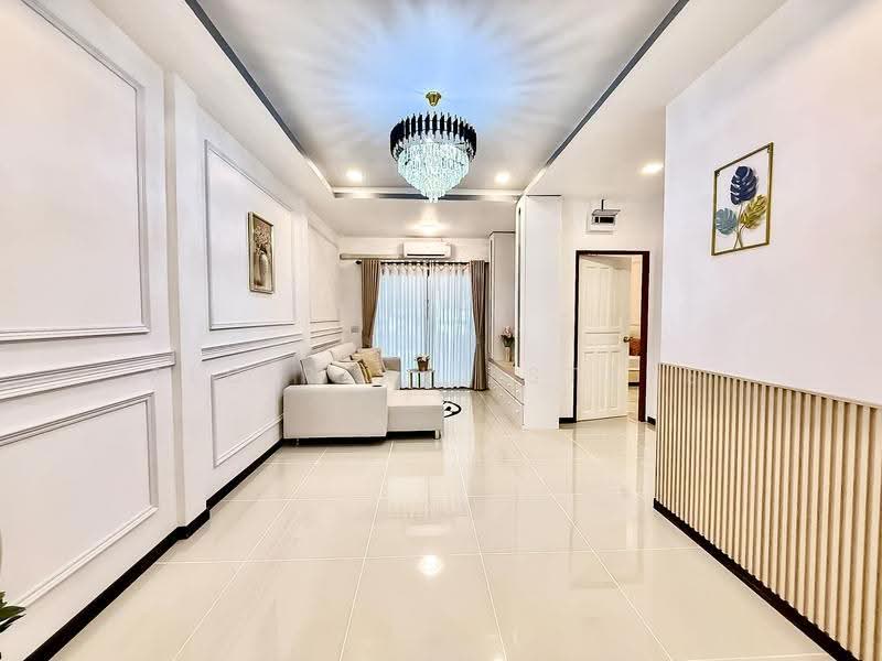 Stylish Townhouse for Sale Siam Country Club 4 Bedrooms, Chon Buri (Pattaya), Nong Pru, Bang Lamung (Pattaya), Chon Buri (Pattaya), 4 Bedrooms, 136 sqm, Townhouse For Sale, by PLC real estate, 500549440 - DDproperty.com