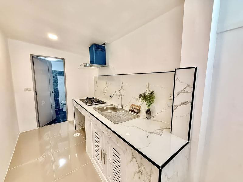 Stylish Townhouse for Sale Siam Country Club 4 Bedrooms, Chon Buri (Pattaya), Nong Pru, Bang Lamung (Pattaya), Chon Buri (Pattaya), 4 Bedrooms, 136 sqm, Townhouse For Sale, by PLC real estate, 500549440 - DDproperty.com