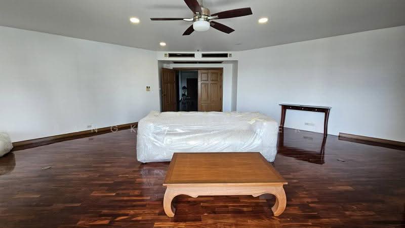 Ruamsuk Condominium, Bangkok, 12 Soi Athakravi, Khong Tan, Khlong Toei, Bangkok, 3 Bedrooms, 365 sqm, Condo For Rent, by BANGKOK PROPERTY AGENTS, 500549441 - DDproperty.com