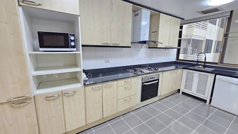Ruamsuk Condominium : ร่วมสุข คอนโดมิเนียม, กรุงเทพ, 12 ซอยอรรถวี, คลองตัน, คลองเตย, กรุงเทพ, 365 ตร.ม., คอนโด ให้เช่า, โดย BANGKOK PROPERTY AGENTS, 500549441 - DDproperty.com