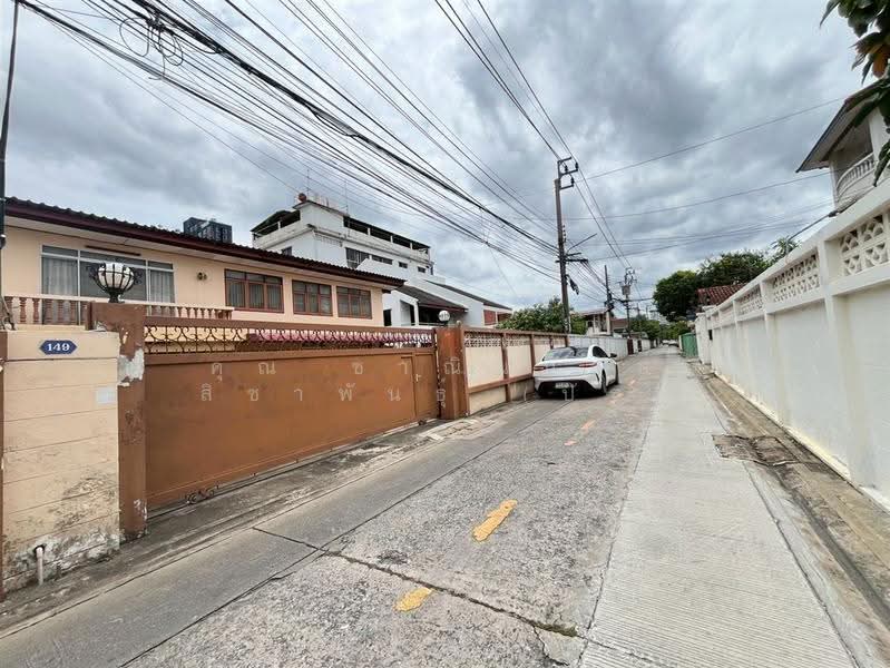 บ้านเดี่ยว 2 ชั้น 99 ตร.ว. ซอยจรัญสนิทวงศ์69 ถนนจรัญสนิทวงศ์, Bangkok, ถนนจรัญสนิทวงศ์, Bang Phlat, Bangkok, 3 Bedrooms, 300 sqm, Single Detached House For Sale, by คุณ ชาณินภัสส์ สิชาพันธุ์ (ปัฐ), 500549468 - DDproperty.com