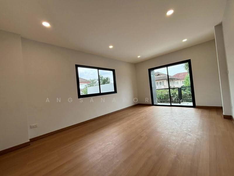 Perfect Place Ramkhamhaeng 164, Bangkok, Soi Ramkhamhaeng 164, Saphan Sung, Bangkok, 4 Bedrooms, 239 sqm, Single Detached House For Sale, by Angsanaporn D, 500549469 - DDproperty.com