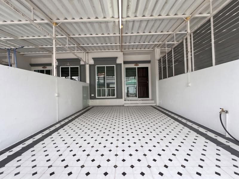 ประภัสสร แกรนด์วิลล์ 24, Chon Buri (Pattaya), บ้านเก่า-พานทอง, Bang Nang, Phan Thong, Chon Buri (Pattaya), 2 Bedrooms, 90 sqm, Townhouse For Sale, by THE LIVING HUB, 500549487 - DDproperty.com