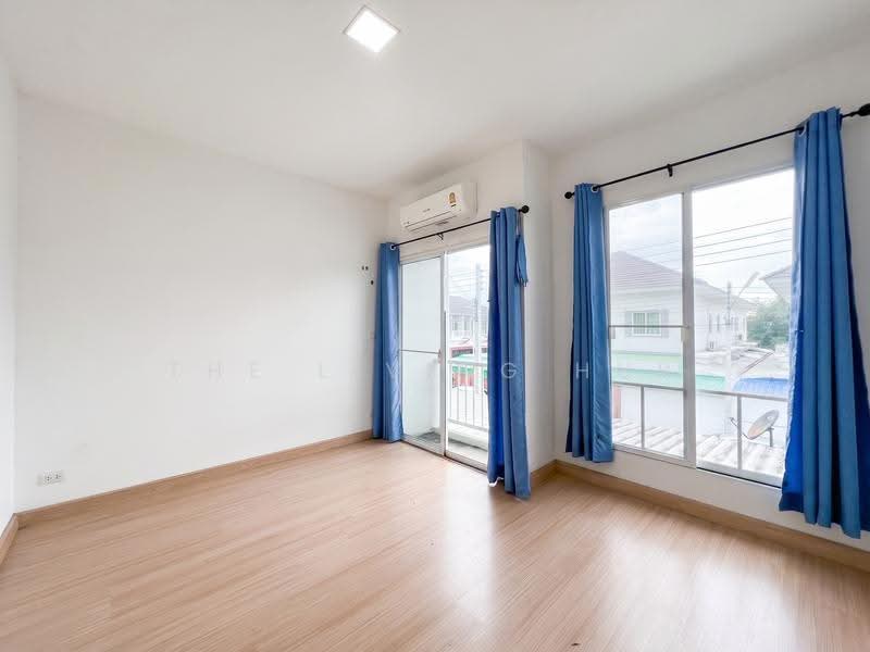 ประภัสสร แกรนด์วิลล์ 24, Chon Buri (Pattaya), บ้านเก่า-พานทอง, Bang Nang, Phan Thong, Chon Buri (Pattaya), 2 Bedrooms, 90 sqm, Townhouse For Sale, by THE LIVING HUB, 500549487 - DDproperty.com