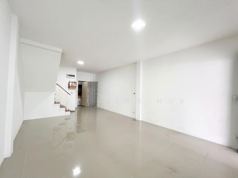ประภัสสร แกรนด์วิลล์ 24, Chon Buri (Pattaya), บ้านเก่า-พานทอง, Bang Nang, Phan Thong, Chon Buri (Pattaya), 2 Bedrooms, 90 sqm, Townhouse For Sale, by THE LIVING HUB, 500549487 - DDproperty.com