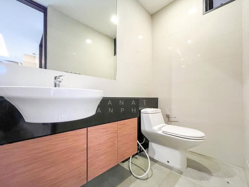The plot เย็นอากาศ (The Plot Yen Akat), Bangkok, Chong Nonsi, Yan Nawa, Bangkok, 3 Bedrooms, 250 sqm, Townhouse For Sale, by Manat Kunphanphaichit, 500549499 - DDproperty.com